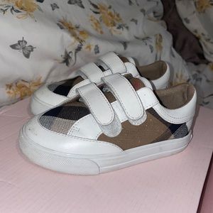 Baby Burberry shoes